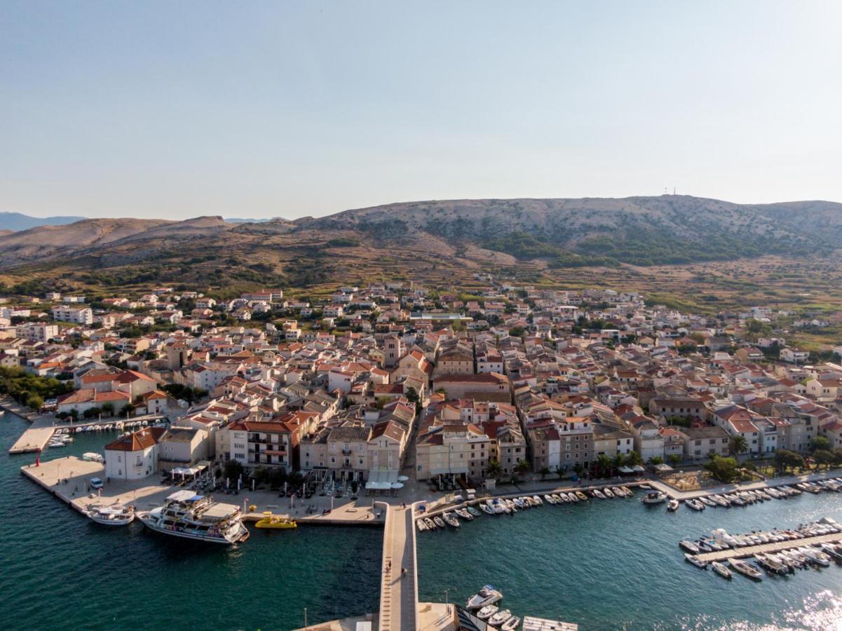 Aurora Daire Pag Town Dış mekan fotoğraf