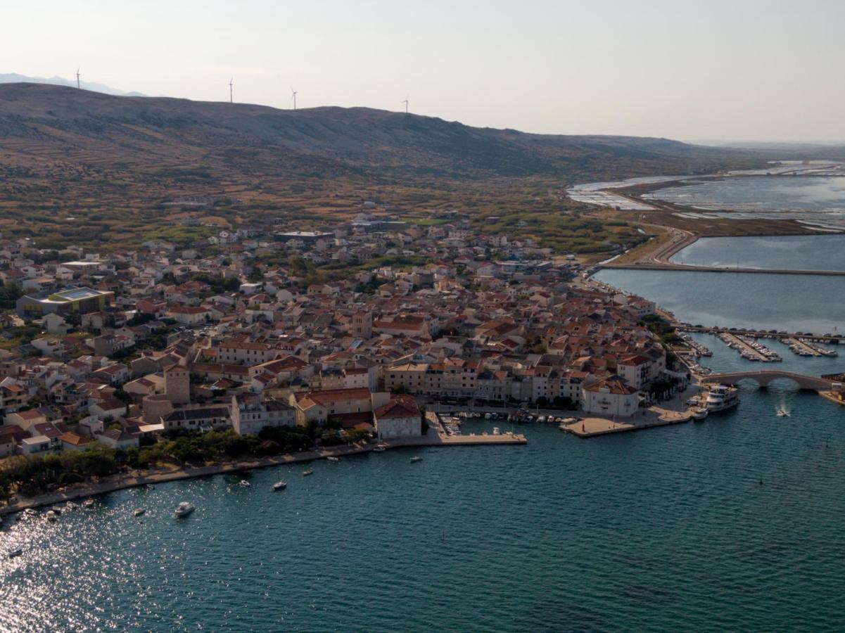 Aurora Daire Pag Town Dış mekan fotoğraf