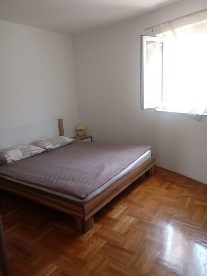 Aurora Daire Pag Town Dış mekan fotoğraf